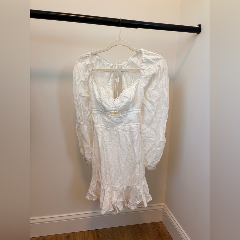 Selfie Leslie Elegant White Dress